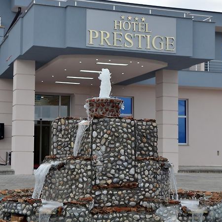 Hotel Prestige Struga Eksteriør billede