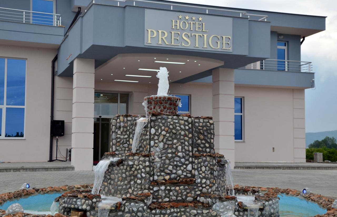 Hotel Prestige Struga Eksteriør billede