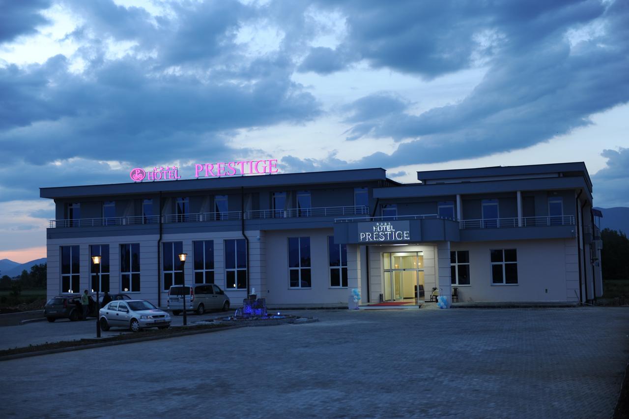 Hotel Prestige Struga Eksteriør billede