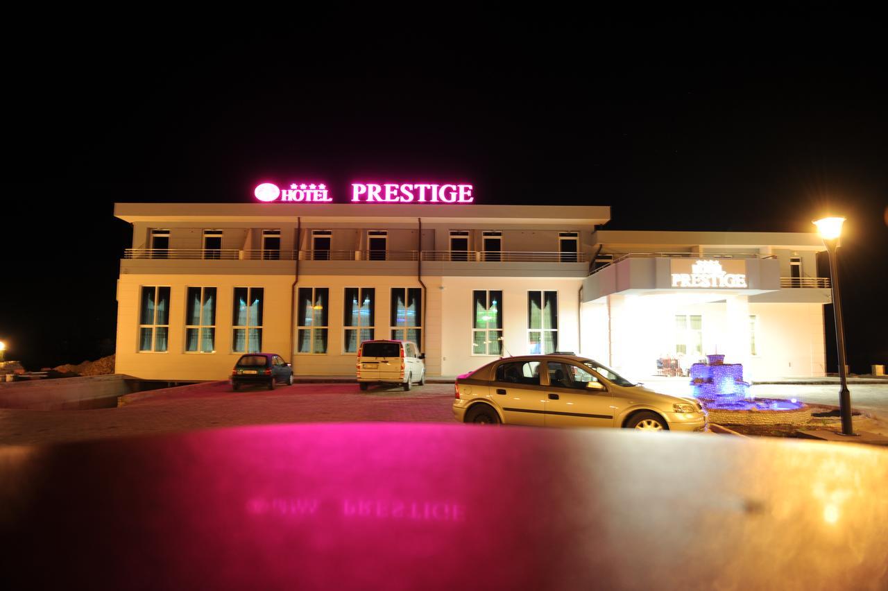 Hotel Prestige Struga Eksteriør billede